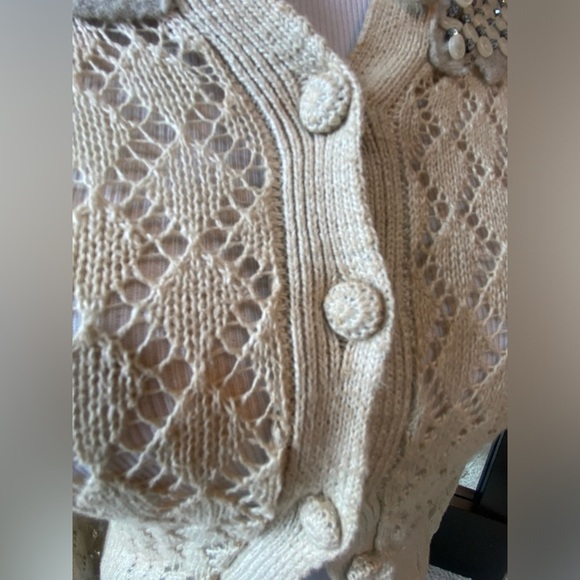 Sparkle with Sophistication: Anthropologie Yellow Bird Wool Collar Sweater ✨🌼 - Picture 3 of 9